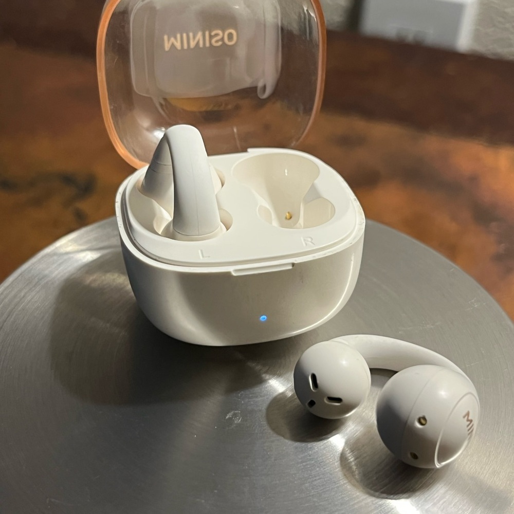 White Wireless Earbuds with Charging Case